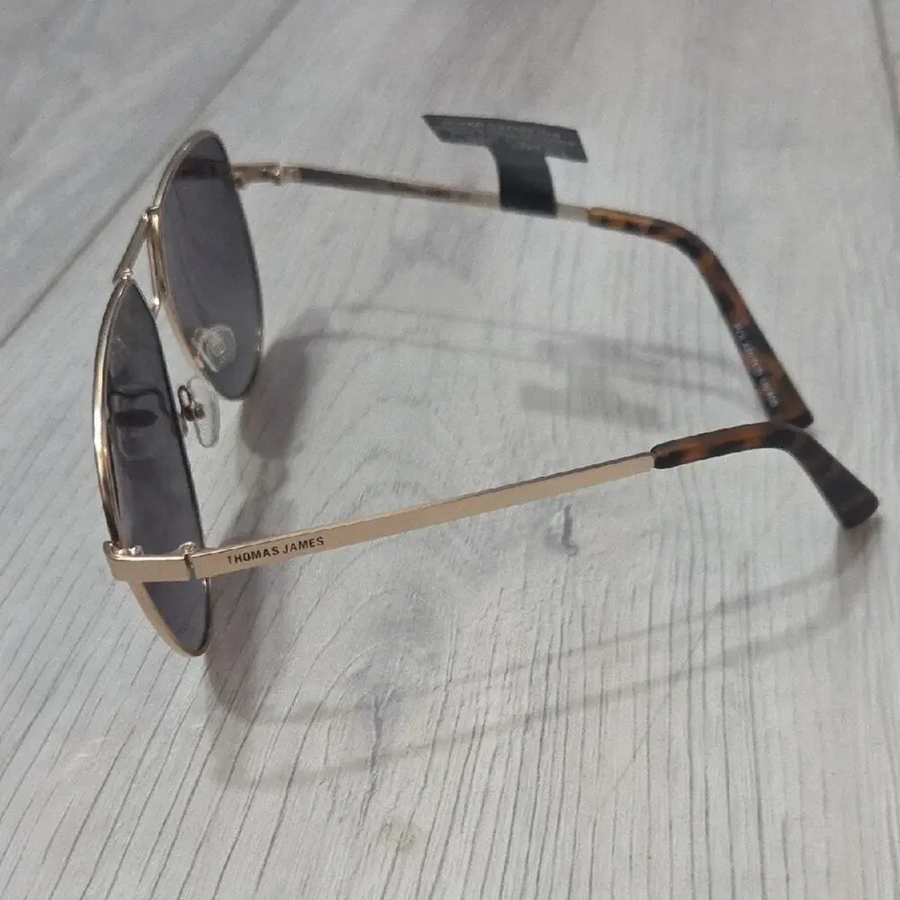 Gold and Black Aviator Sunglasses